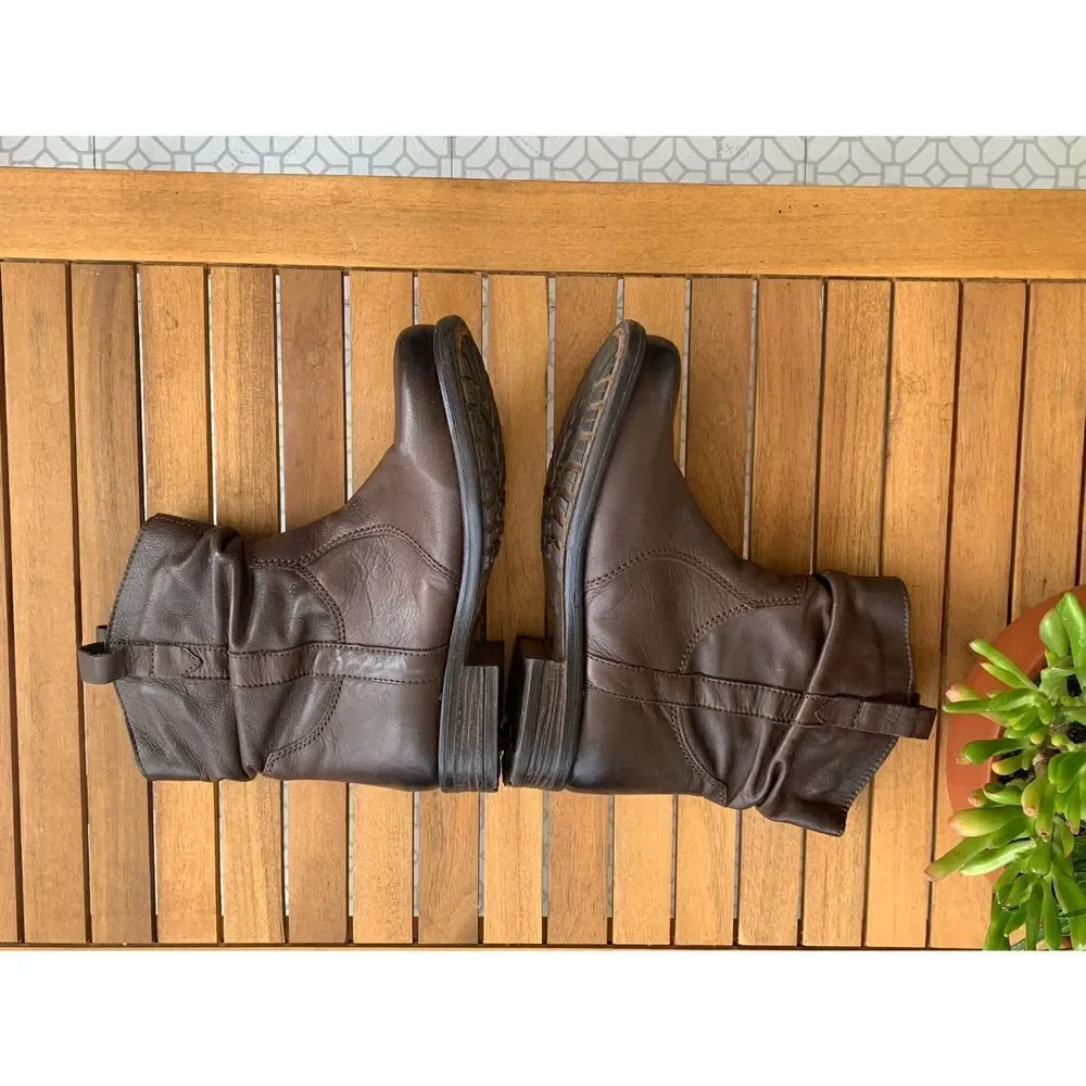 Tara M gently used